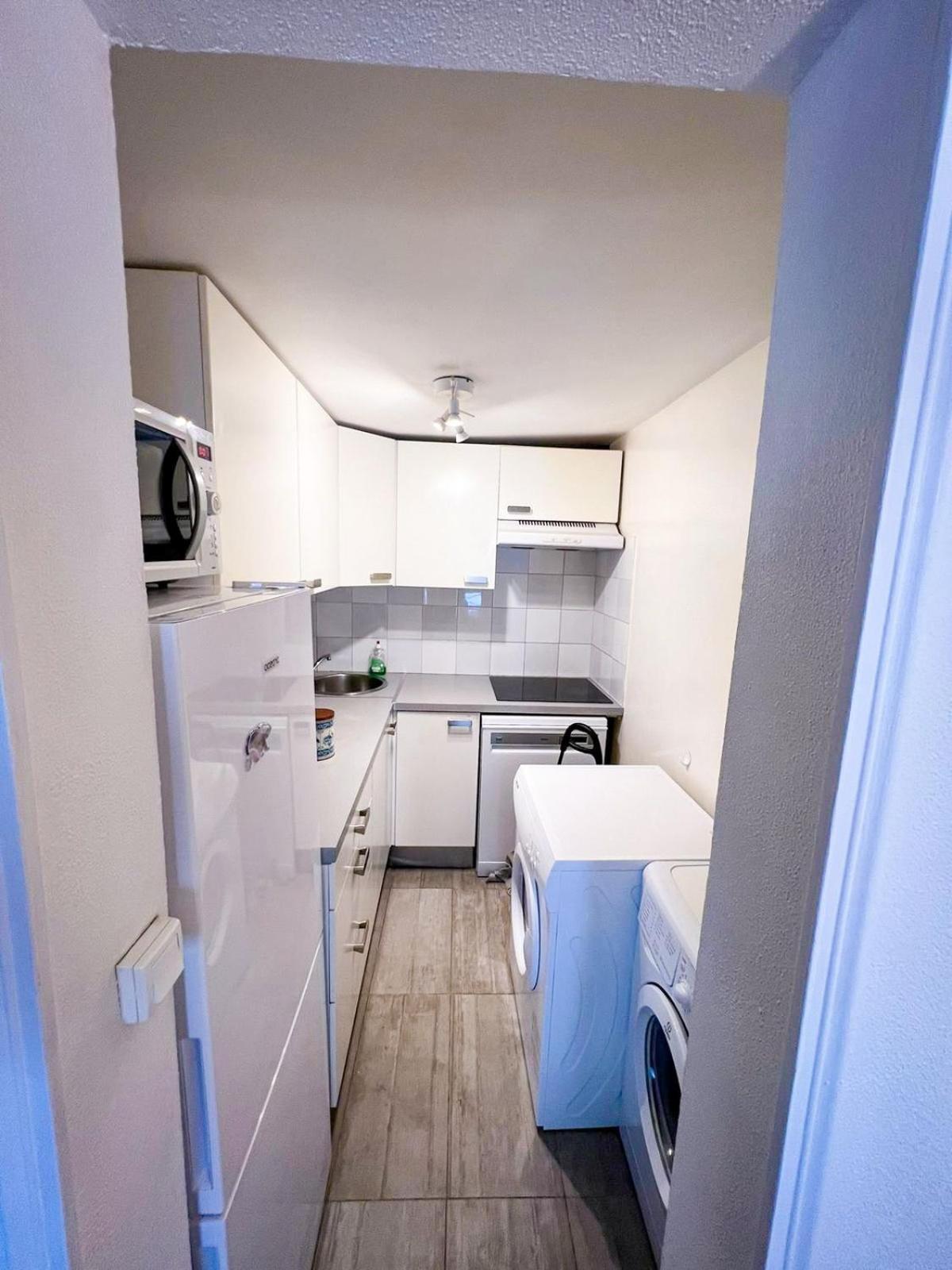 Spacious Apartment In Montparnasse パリ エクステリア 写真
