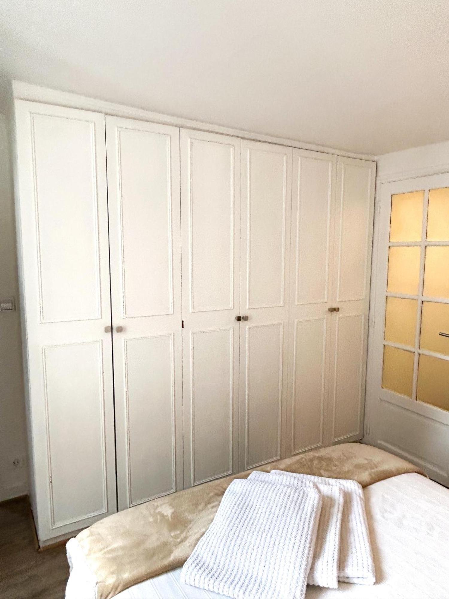 Spacious Apartment In Montparnasse パリ エクステリア 写真